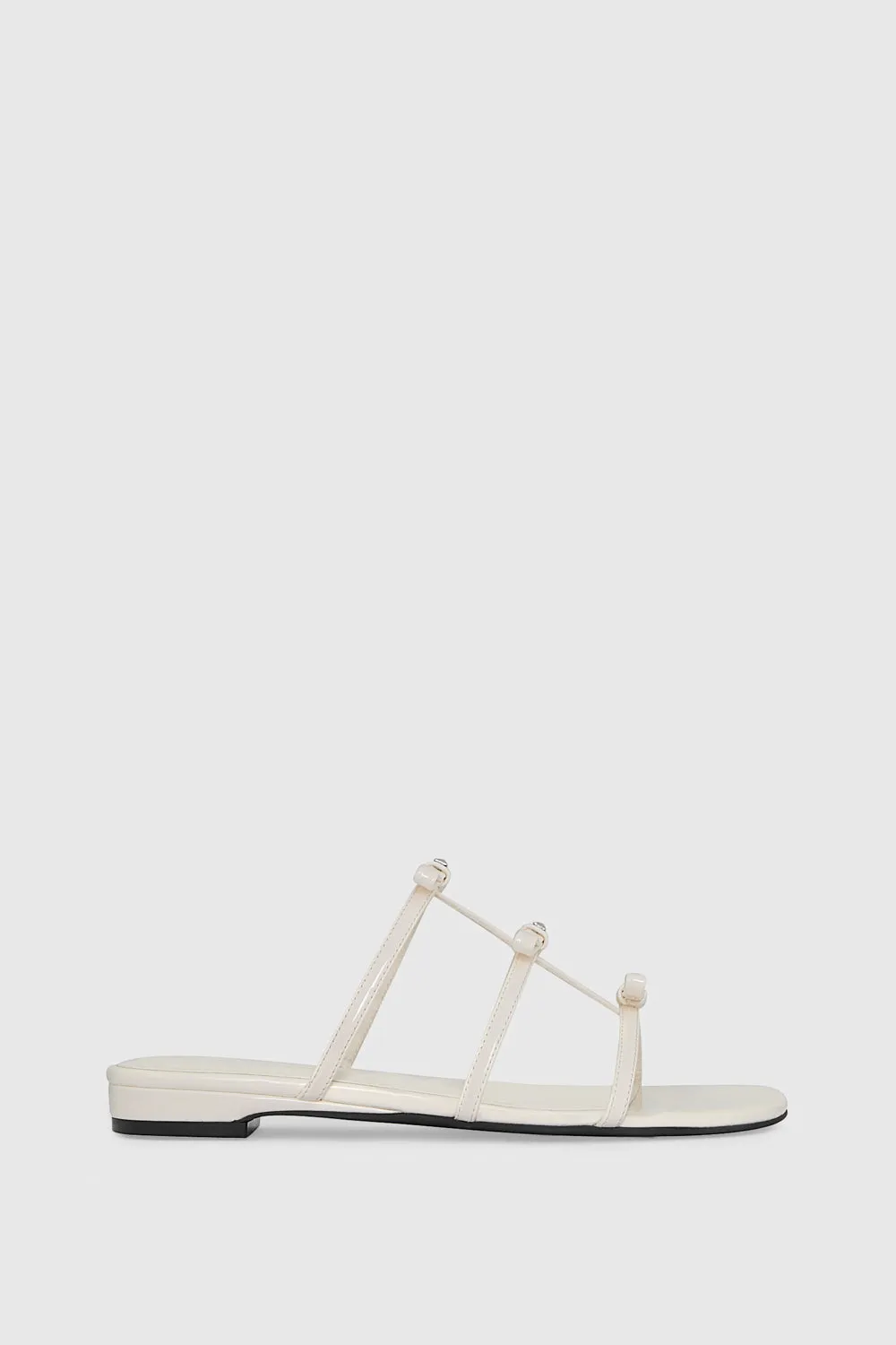 Bow Flat