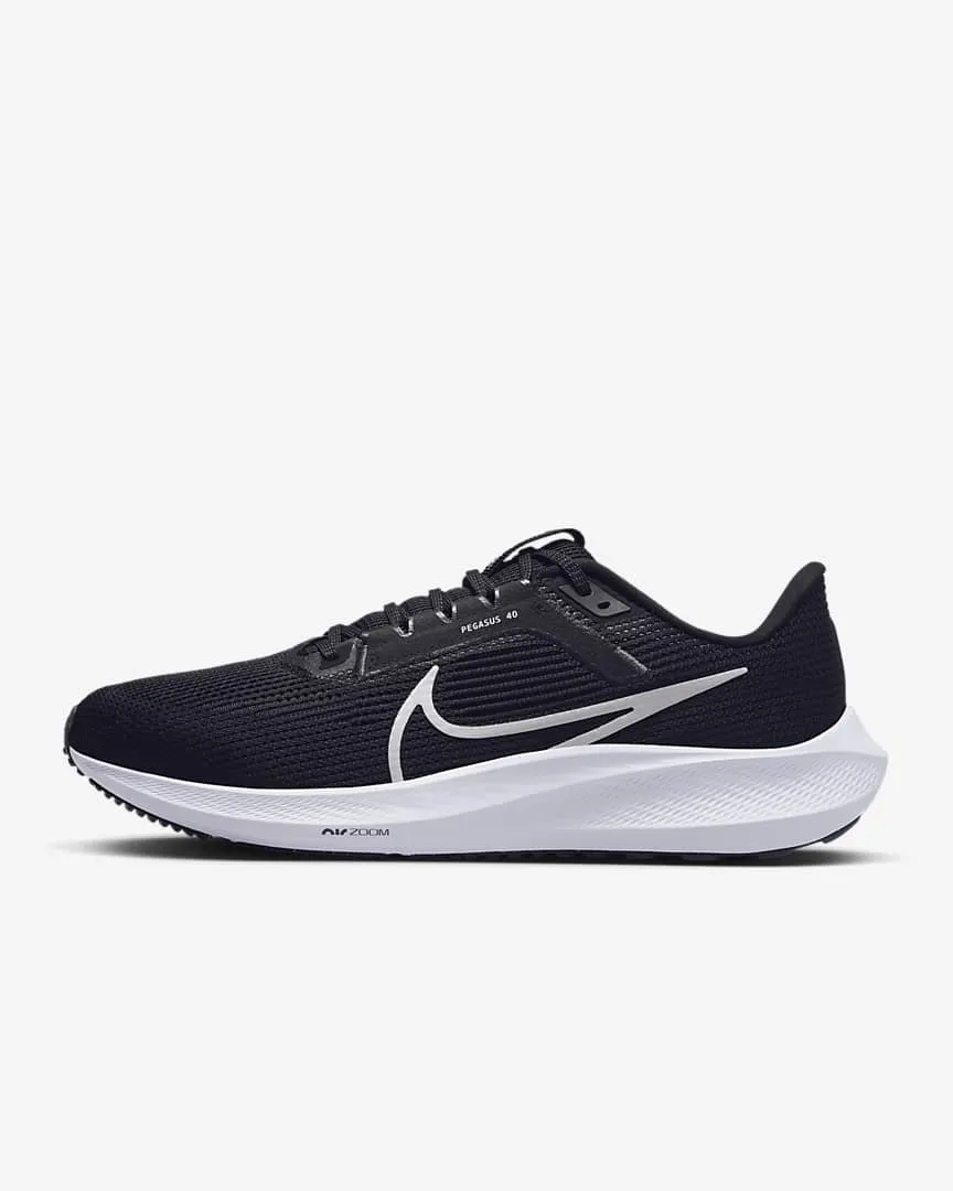 Nike Men's Pegasus 40 (SALE)