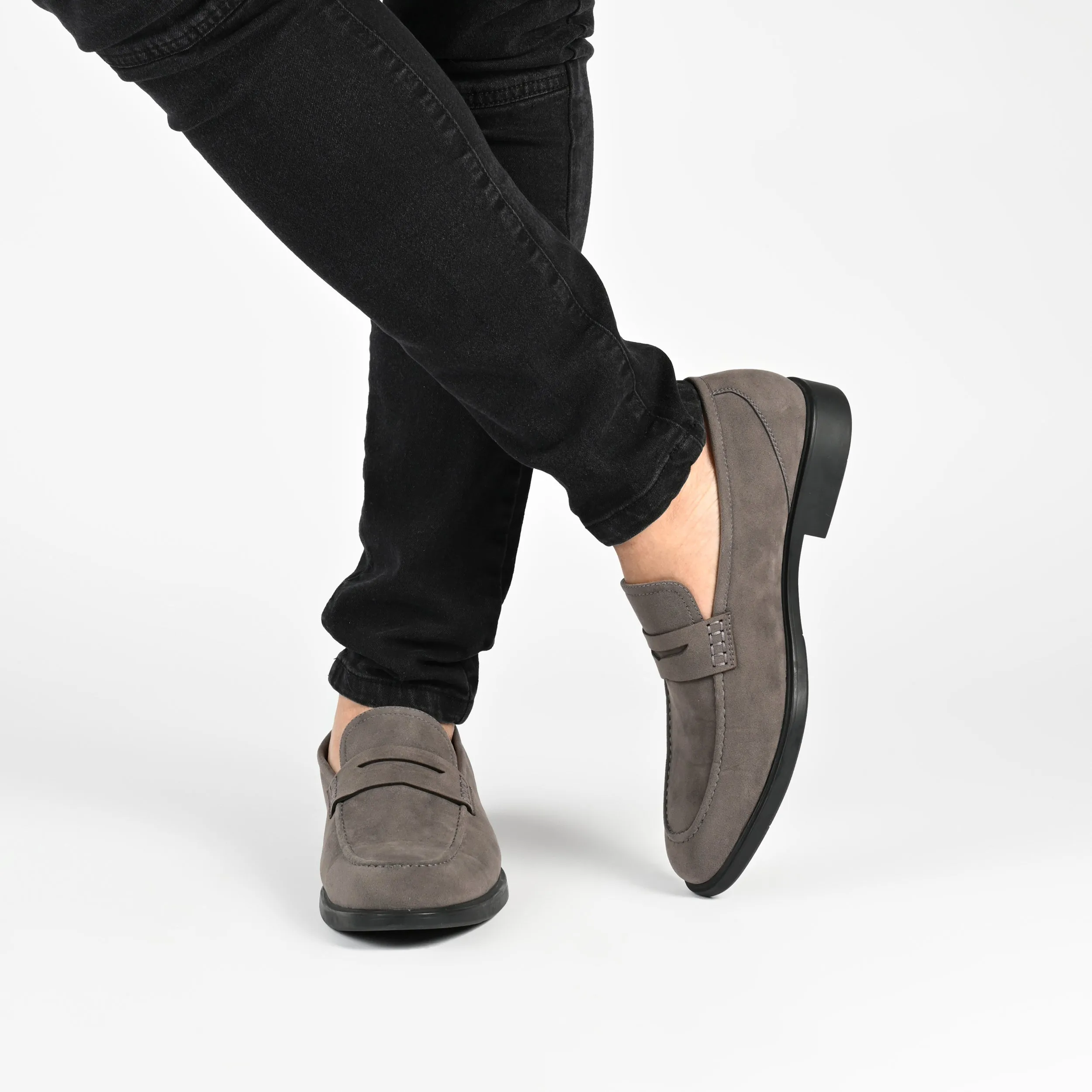 Vance Co. Keith Wide Width Penny Loafer